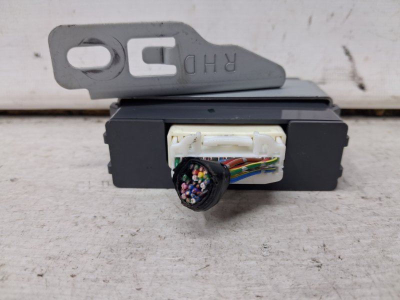 Блок управления 6 2012- GJ 2.2 diesel