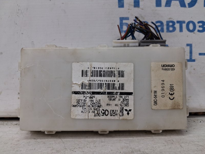 Блок комфорта Mitsubishi L200 2006-2015 KB 2.5 Diesel 4D56 8637A105 Б/У