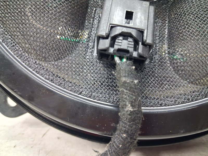 Динамик музыкальный передний 6 2012- GJ 2.2 diesel