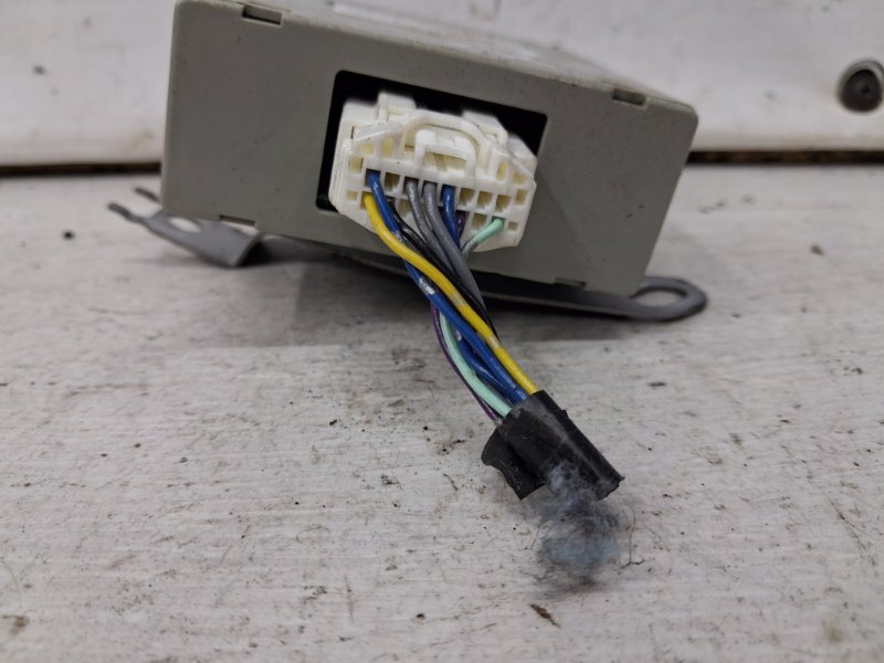 Блок управления Outlander 2007-2012 XL 2.4 бензин 4b12