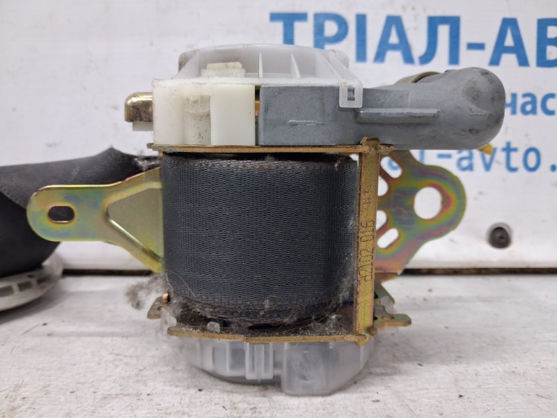 Ремень безопасности передний правый Toyota Camry XV30 3.0 Бензин 1MZFE