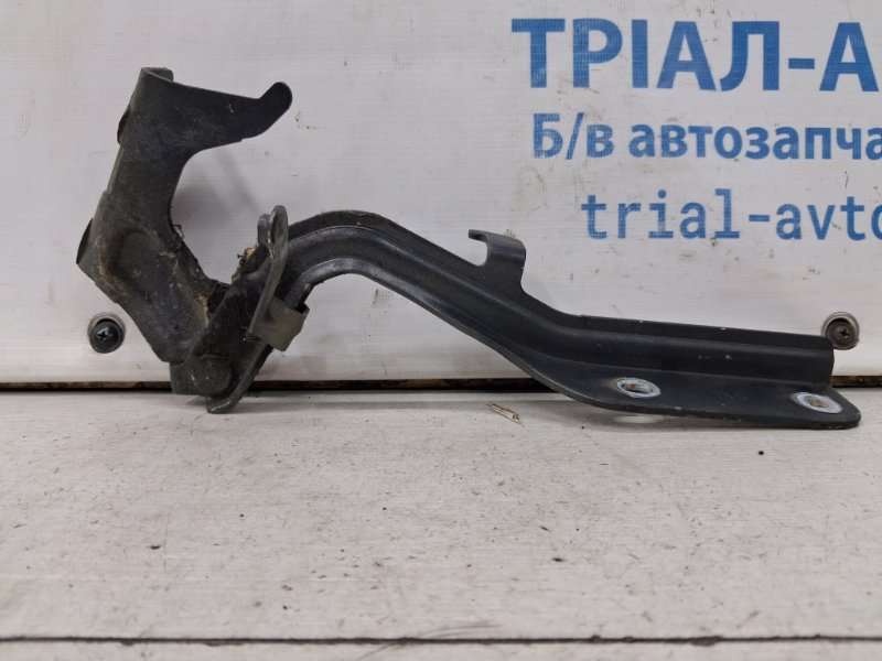 Петля капота правая Nissan Juke 2010-2019 F15 1.6 turbo MR16DDT 654001KA0A Б/У