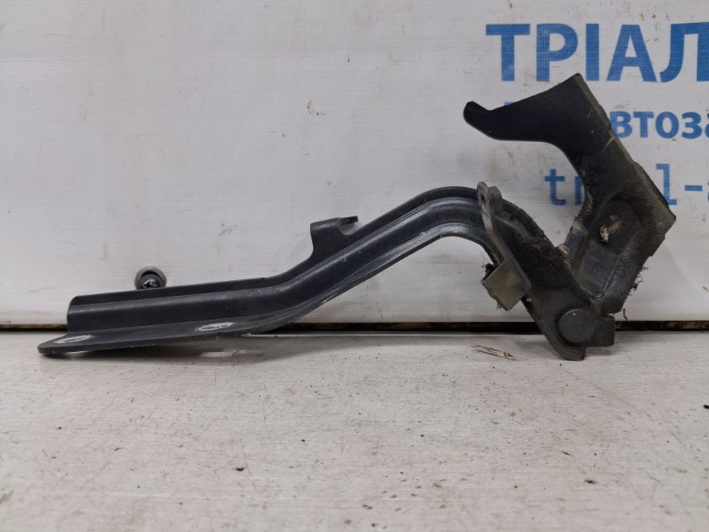 Петля капота левая Nissan Juke 2010-2019 F15 1.6 turbo MR16DDT 654001KA0A Б/У