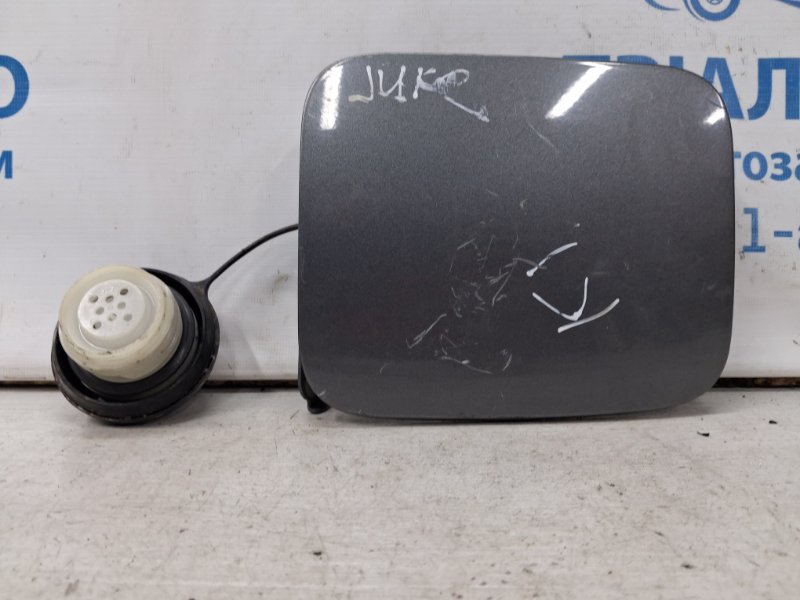 Запчасть лючок бака Nissan Juke 2010-2019 F15 1.6 turbo MR16DDT 788301KA0A Б/У Лючок бака Nissan Juke 2010-2019 F15 1.6 turbo MR16DDT 788301KA0A Б/У