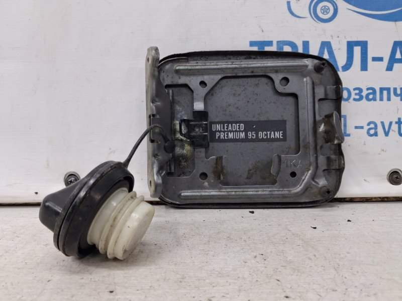Лючок бака Juke 2010-2019 F15 1.6 turbo MR16DDT Лючок бака Juke 2010-2019 F15 1.6 turbo MR16DDT