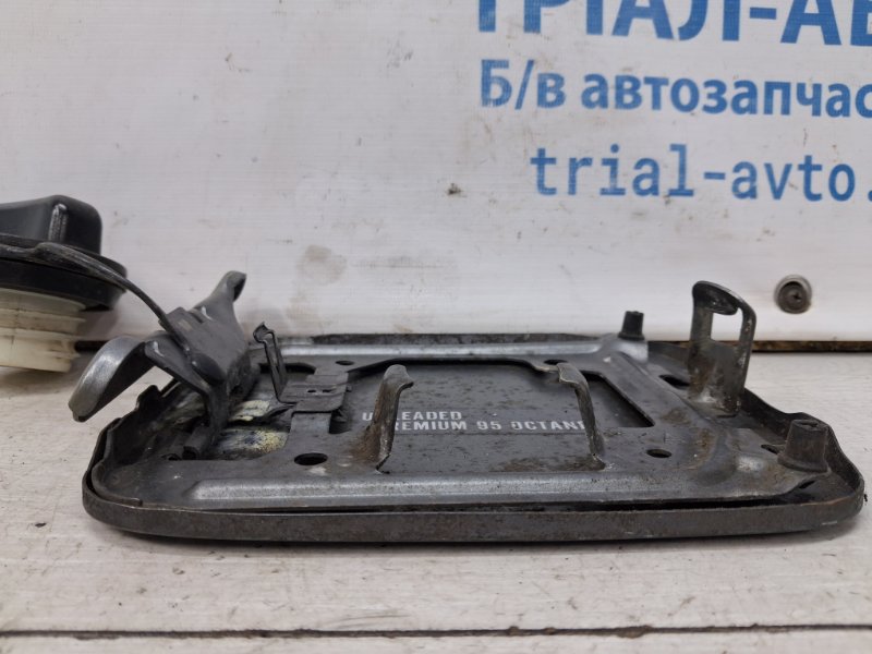 Лючок бака Nissan Juke F15 1.6 turbo MR16DDT Лючок бака Nissan Juke F15 1.6 turbo MR16DDT