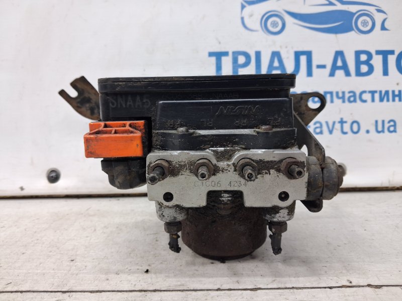 Блок abs Honda Civic 2005-2012 FD 1.8 бензин R18A 57110SNBJ52 Б/У