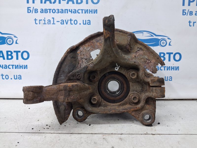 Кулак поворотный правый со ступицей Mazda 6 2012- GJ 2.2 diesel GHP9-33-021A Б/У