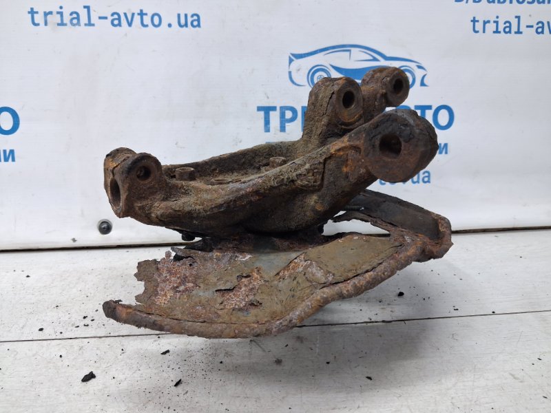 Кулак поворотный правый со ступицей Mazda 6 GJ 2.2 diesel