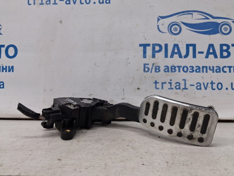 Педаль газа Juke 2010-2019 F15 1.6 turbo MR16DDT Педаль газа Juke 2010-2019 F15 1.6 turbo MR16DDT