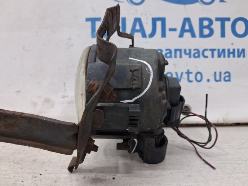 Фара противотуманная L200 2006-2015 KB 2.5 Diesel 4D56