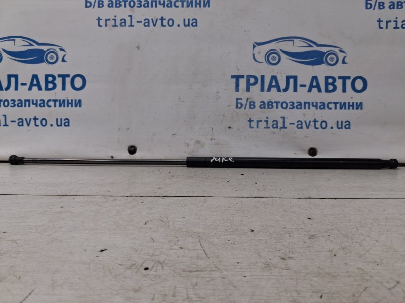 Амортизатор крышки багажника Nissan Juke 2010-2019 F15 1.6 turbo MR16DDT 904501KA1A Б/У
