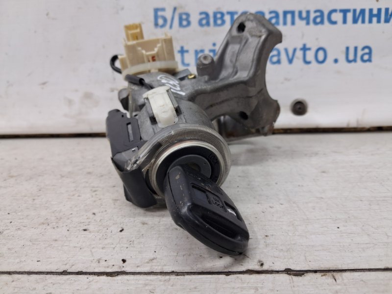 Замок зажигания Camry 2001-2006 XV30 3.0 Бензин 1MZFE