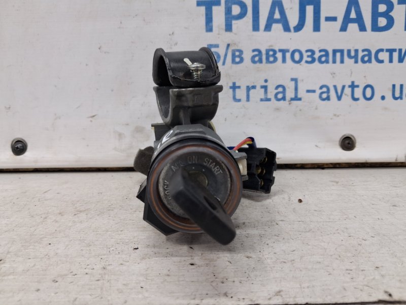 Замок зажигания Korando 2010-2019 C200 2.0 diesel D20Dt