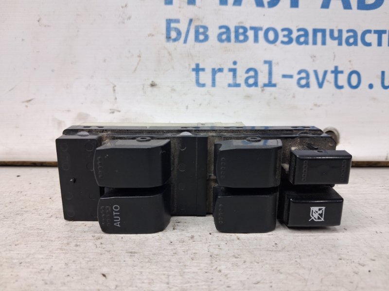 Блок управления стеклоподъемниками Suzuki Grand Vitara 2005-2016 JT 2.7 бензин H27A 3799064J20 Б/У