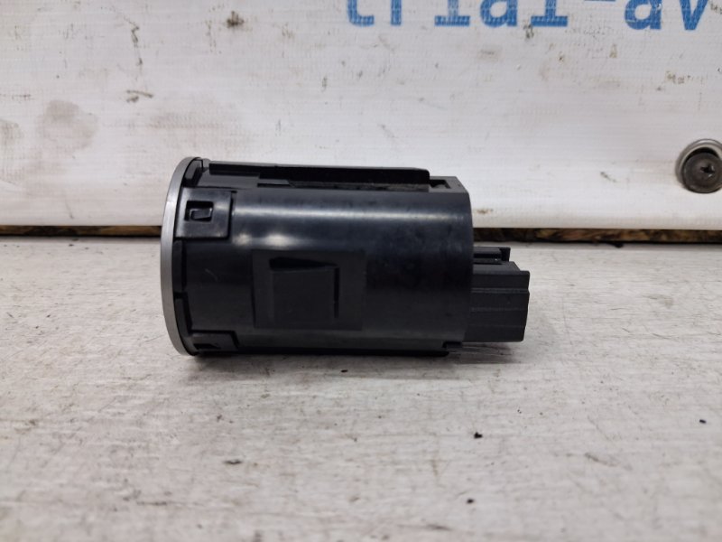 Кнопка старт стоп 6 2007-2013 GH 2.5 бензин L5-VE