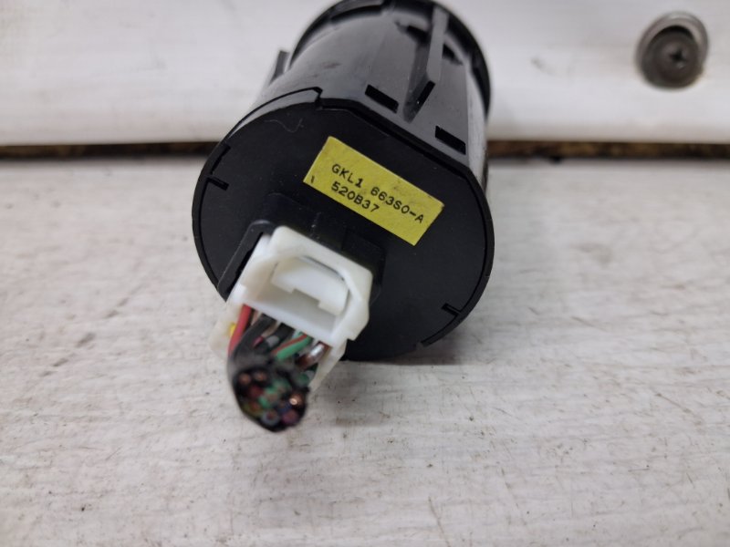 Кнопка старт стоп 6 2012- GJ 2.2 diesel