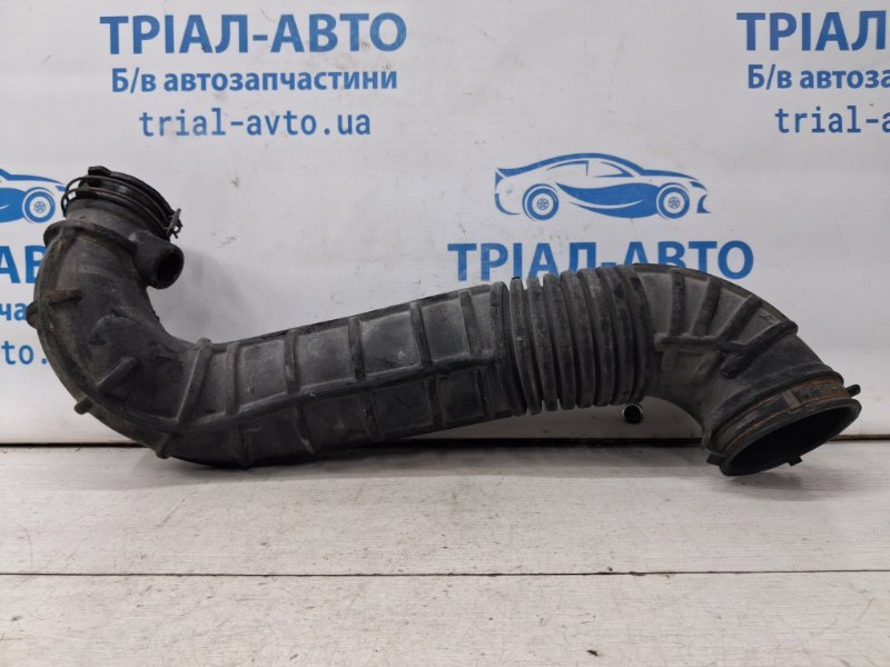 Патрубок воздушного фильтра Korando 2010-2019 C200 2.0 diesel D20Dt