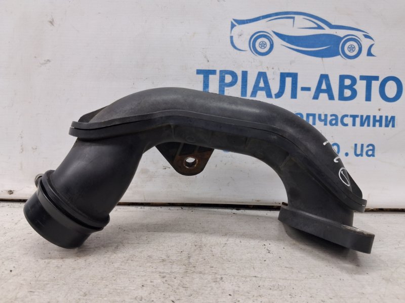 Патрубок интеркулера Mazda 6 GJ 2.2 diesel Патрубок интеркулера Mazda 6 GJ 2.2 diesel