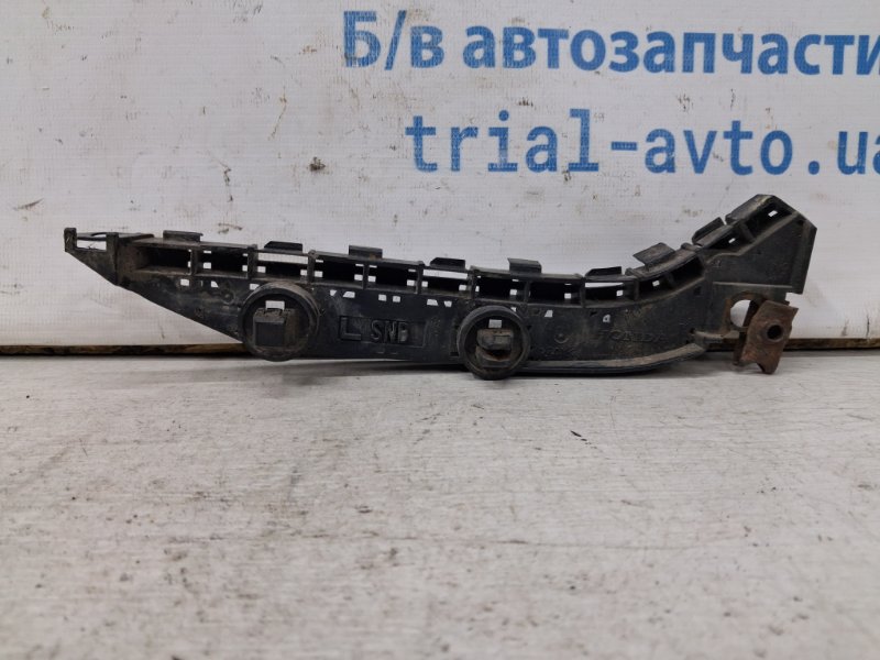 Кронштейн бампера передний левый Honda Civic FD 1.8 бензин R18A