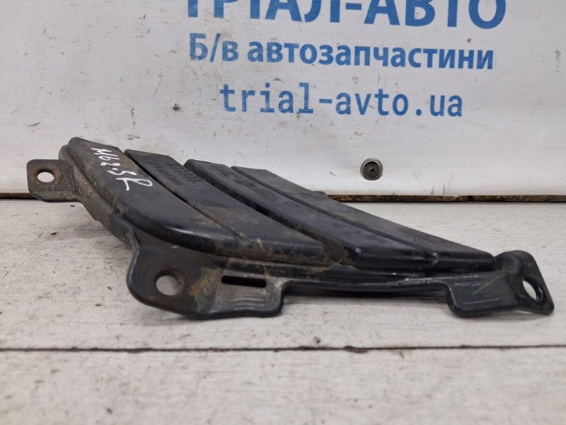 Решетка противотуманки правая Mazda 6 GH 2.5 бензин L5-VE