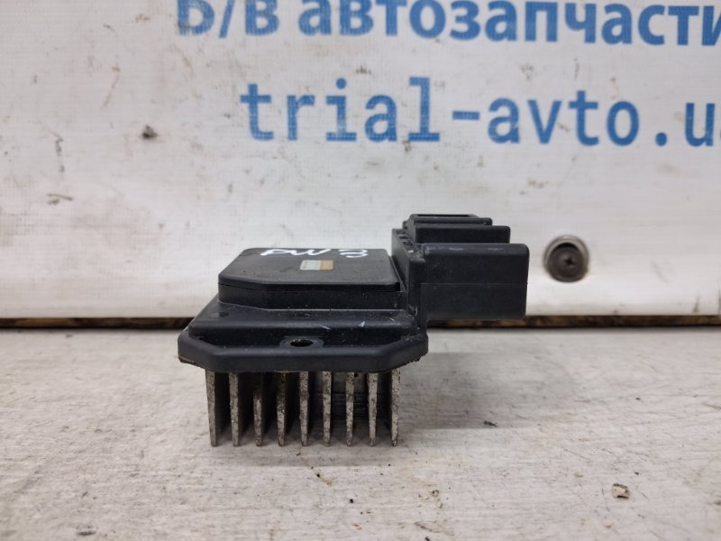 Резистор печки Mitsubishi Pajero Wagon 1999-2006 3 3.2 Дизель 4M41 4993002110 Б/У