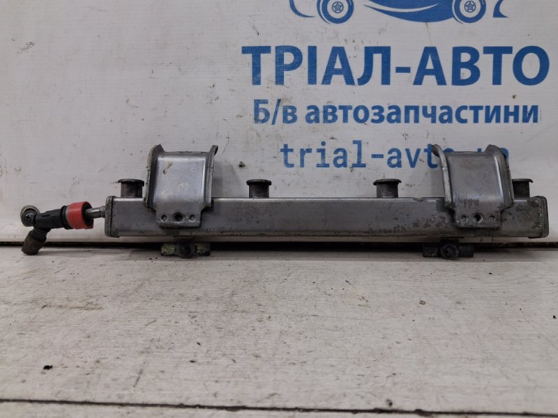 Топливная рампа 6 2007-2013 GH 2.5 бензин L5-VE