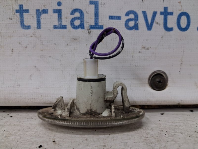 Повторитель поворотника Nissan Juke F15 1.6 turbo MR16DDT