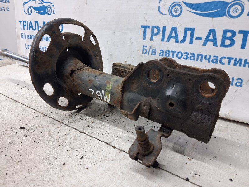 Амортизатор передний левый Mazda 6 GJ 2.2 diesel