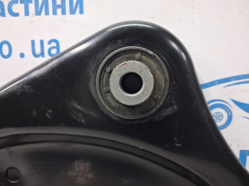 Рычаг левый Nissan Juke F15 1.6 turbo MR16DDT