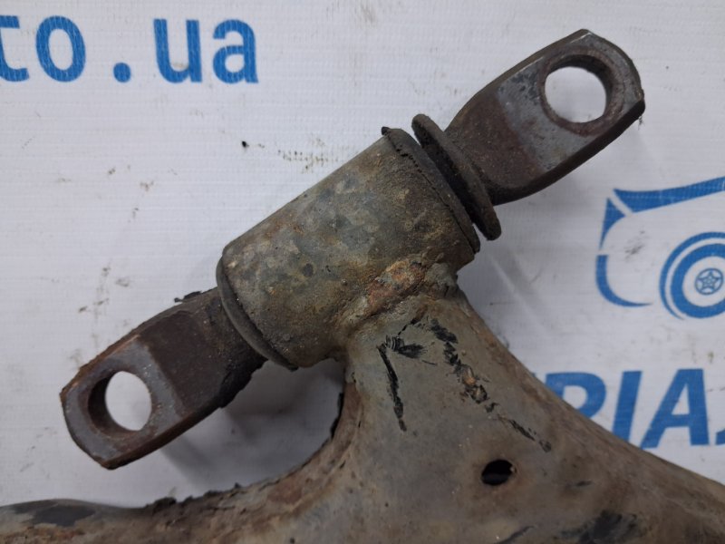 Рычаг левый Toyota Camry XV30 3.0 Бензин 1MZFE