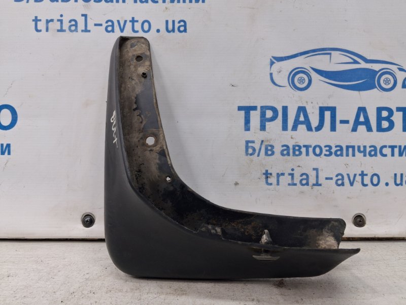 Брызговик задний левый Mitsubishi Outlander 2003-2006 cu 2.4 бензин 4G69 MR991955 Б/У