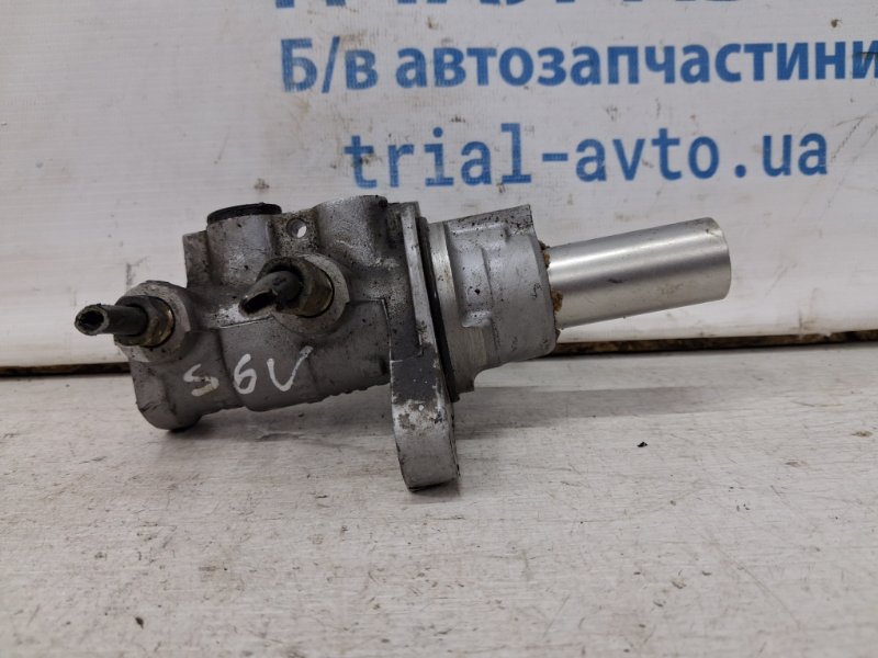 Тормозной цилиндр главный Suzuki Grand Vitara 2005-2016 JT 2.7 бензин H27A 5110065JB0 Б/У