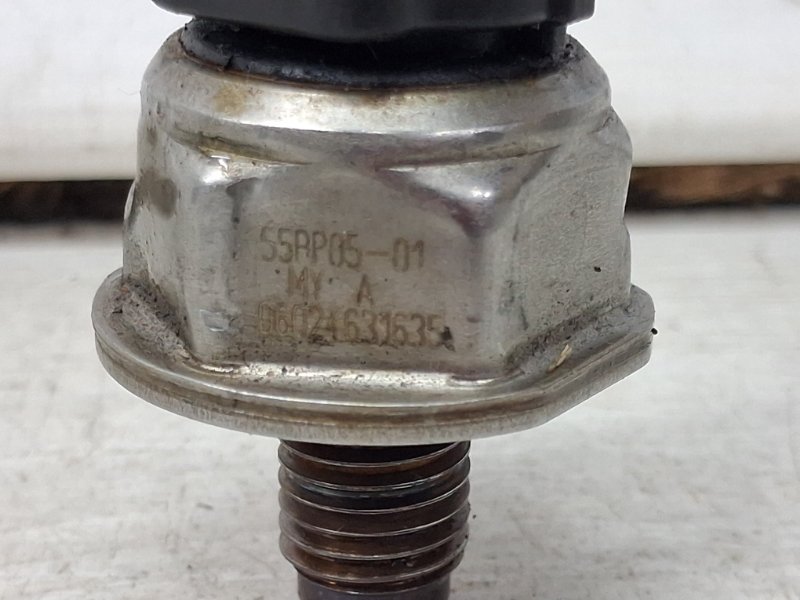 Датчик давления топлива в рейке L200 2006-2015 KB 2.5 Diesel 4D56