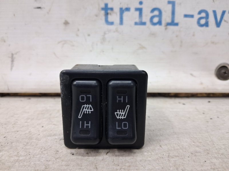 Кнопка подогрева Mitsubishi Outlander 2003-2006 cu 2.4 бензин 4G69 MB803872 Б/У