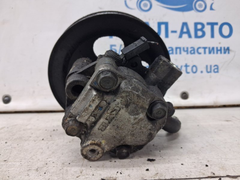 Насос ГУ L200 2006-2015 KB 2.5 Diesel 4D56