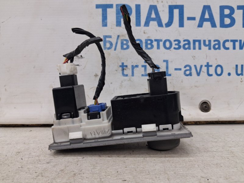 Кнопки управления Kia Sorento BL 2.5 diesel D4CB