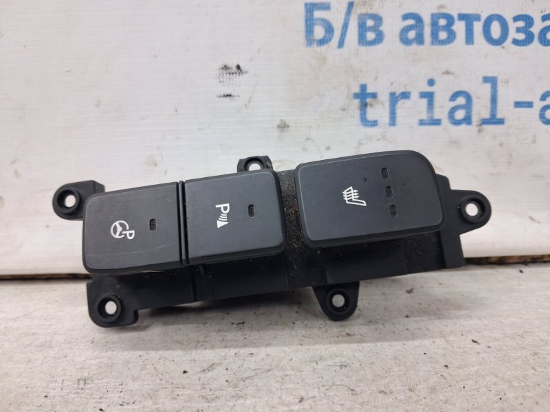 Кнопки управления Hyundai Santa fe 2012-2019 DM 2.2 diesel D4HB 933102W220 Б/У