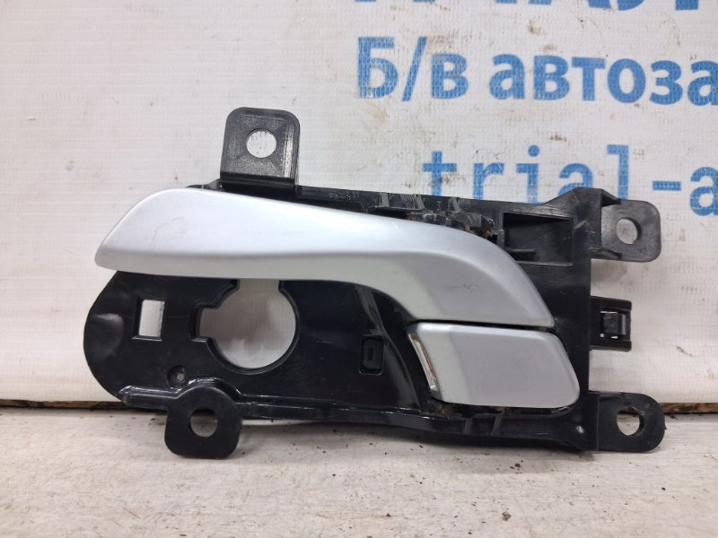 Ручка двери внутренняя левая Hyundai Santa fe 2012-2019 DM 2.2 diesel D4HB 826112W000RYN Б/У