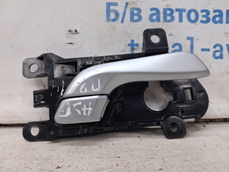 Ручка двери внутренняя правая Hyundai Santa fe 2012-2019 DM 2.2 diesel D4HB 826212W000RYN Б/У