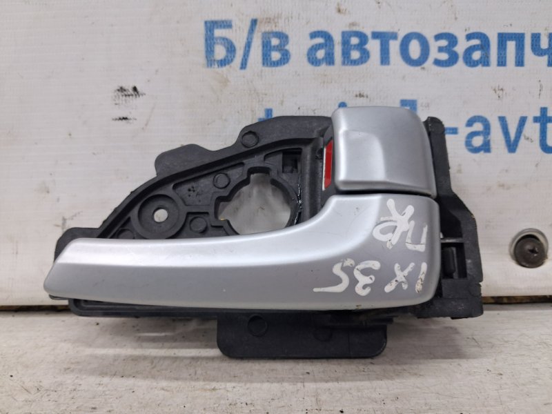 Ручка двери внутренняя правая Hyundai IX35 2009-2015 LM 1.7 diesel D4FD 826212S0009P Б/У