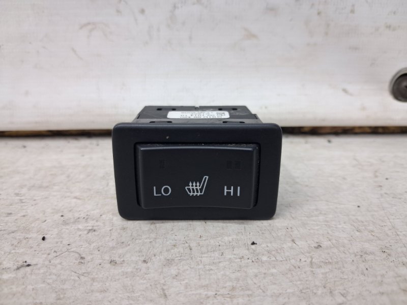 Кнопка подогрева Mazda 6 2007-2013 GH 2.5 бензин L5-VE GS1D66420 Б/У