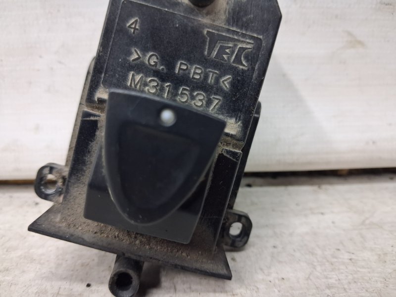 Кнопка стеклоподъемника Honda Civic FD 1.8 бензин R18A