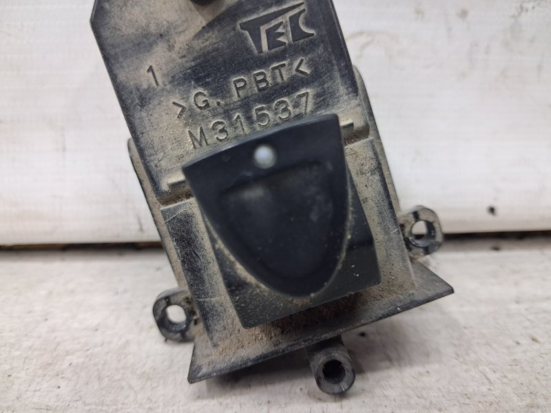 Кнопка стеклоподъемника Honda Civic FD 1.8 бензин R18A