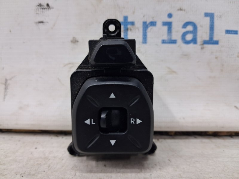 Корректор зеркал Hyundai IX35 2009-2015 LM 1.7 diesel D4FD 3834801110 Б/У