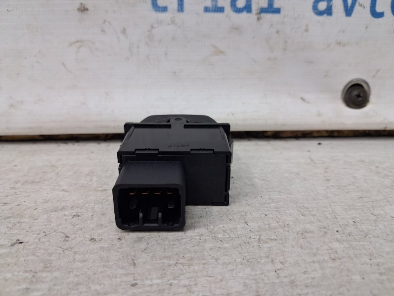 Кнопка подогрева Korando 2010-2019 C200 2.0 diesel D20Dt