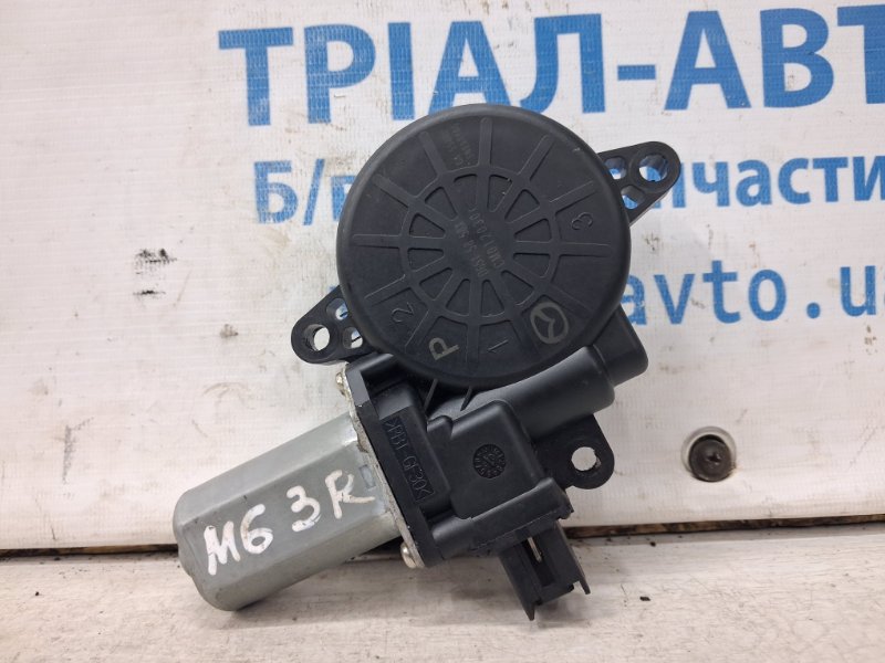 Запчасть моторчик стеклоподъемника задний правый Mazda 6 2007-2013 GH 2.5 бензин L5-VE D6515858X Б/У Моторчик стеклоподъемника задний правый Mazda 6 2007-2013 GH 2.5 бензин L5-VE D6515858X Б/У