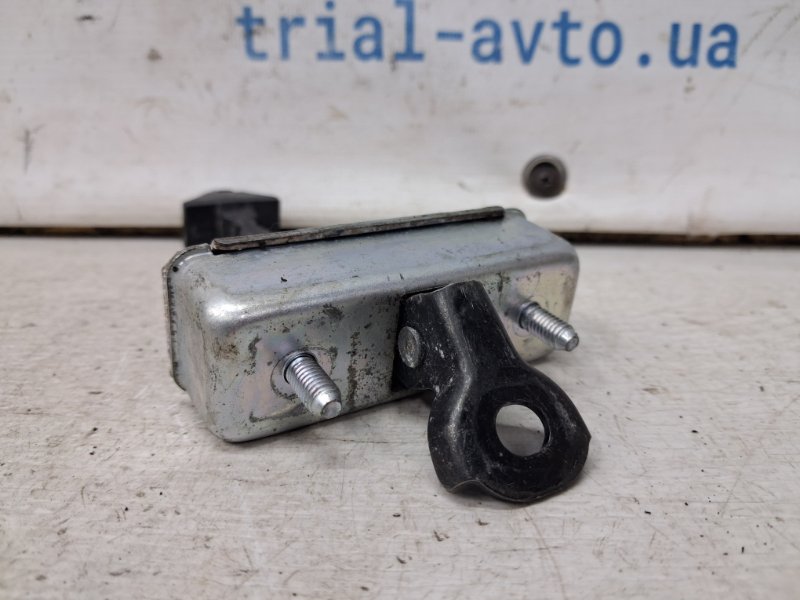 Ограничитель двери задний правый 6 2007-2013 GH 2.5 бензин L5-VE