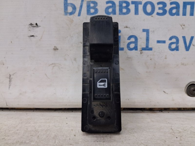 Кнопка стеклоподъемника передняя Suzuki Grand Vitara 2005-2016 JT 2.7 бензин H27A 64J000196T Б/У