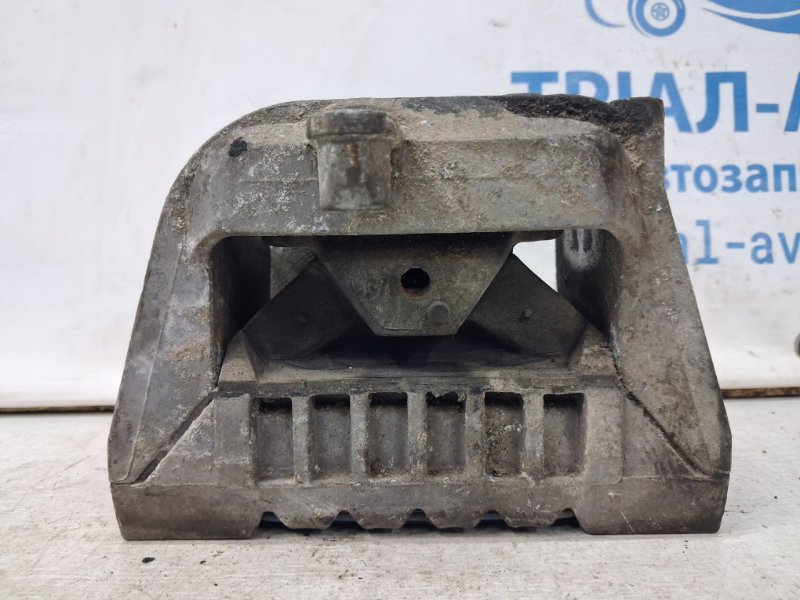 Подушка ДВС правая Volkswagen Caddy 2003-2015 2k 1.9 diesel BJB 1K0199262 Б/У